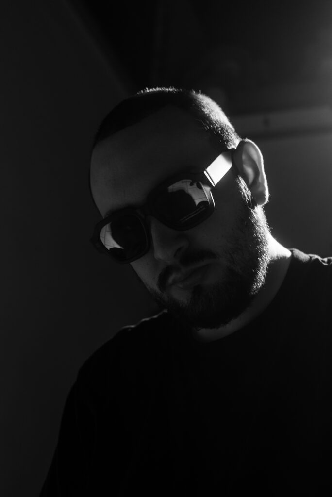 RONI MARTINEZ PRESS 3